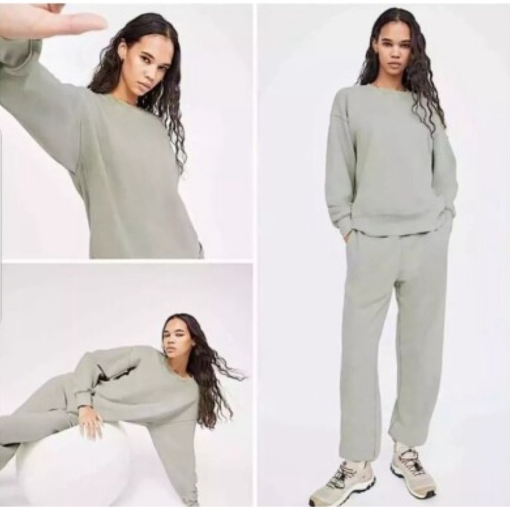 TNA Cozy AF Pullover Green Size 1